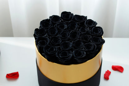 Le Tres Grand Everlasting Rose Box - 52 Roses