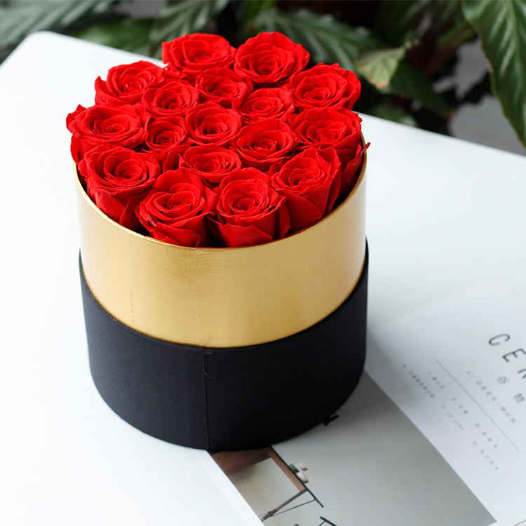 Medium Everlasting Rose Box - 15 Roses